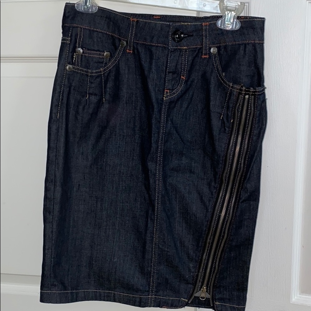 DARk denim skirt with zippers